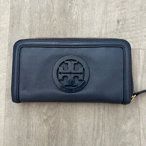 Tory Burch Continental Wallet